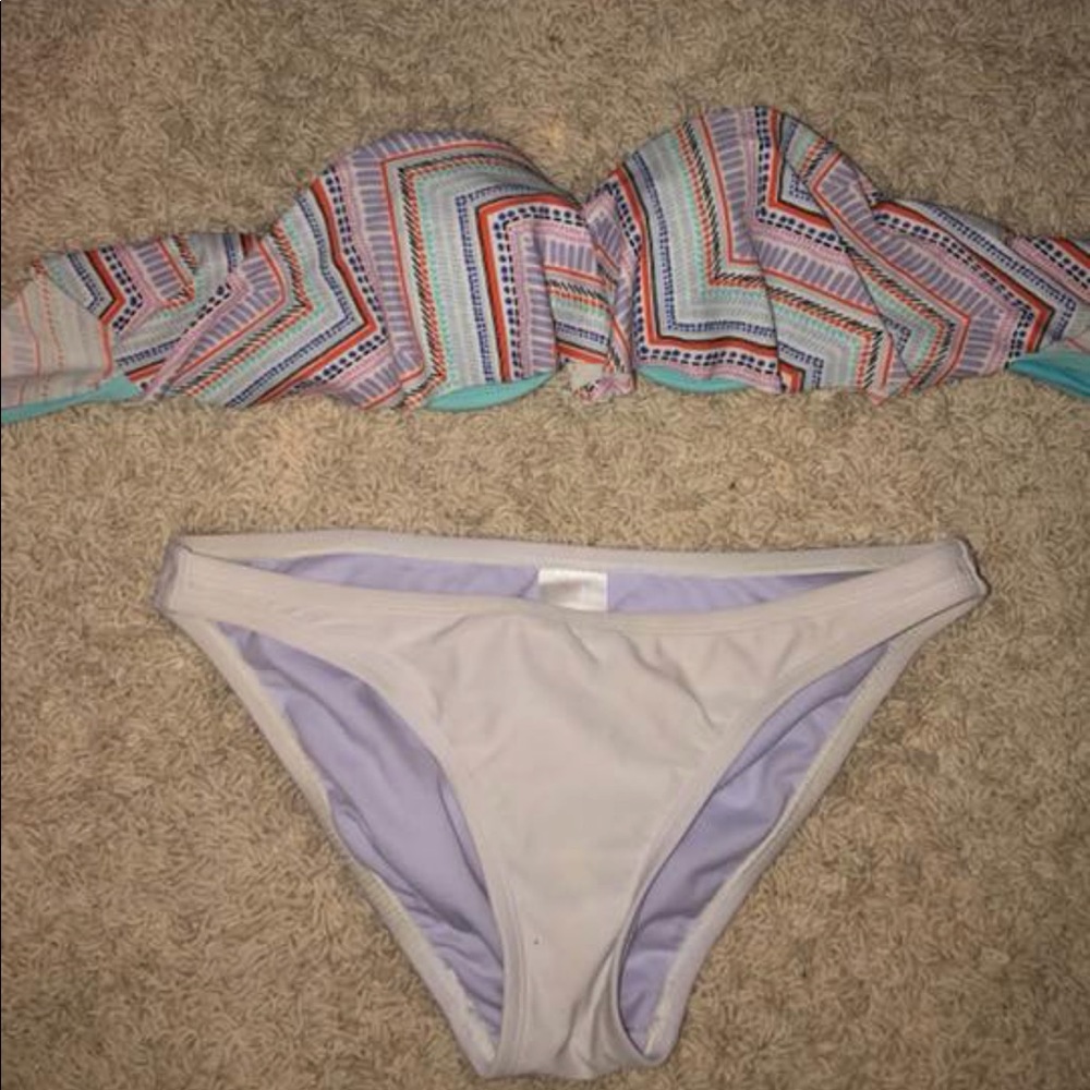 Swimsuits - Picture 2 of 2